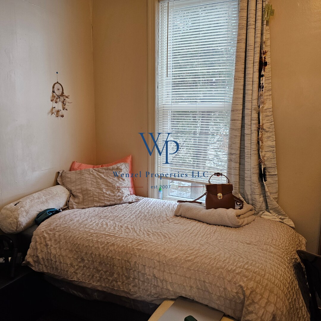 Building Photo - 1411 Marshall St