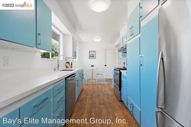 Building Photo - 3 br, 2 bath House - 4200 Aberfoil Ave