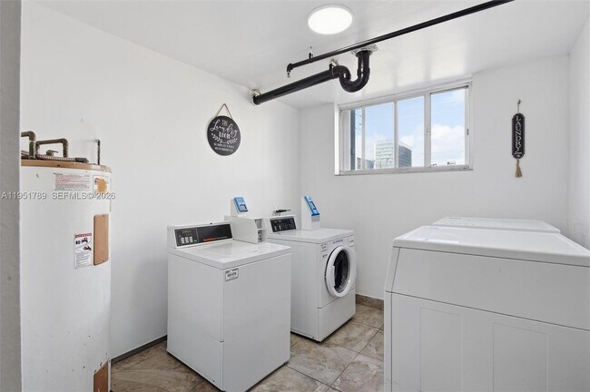 Building Photo - 1010 NW 11th St