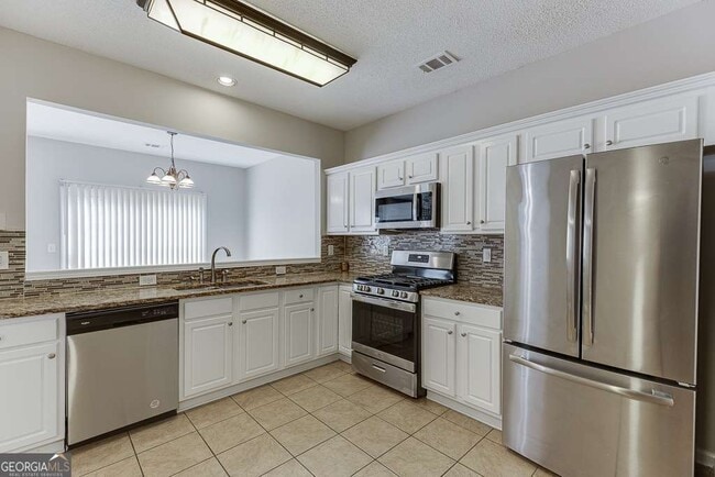 Building Photo - 2421 Elkhorn Ter