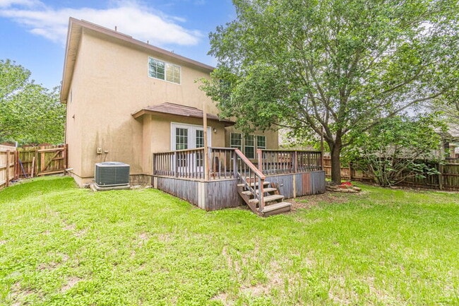 Building Photo - 164 Springtree Hollow