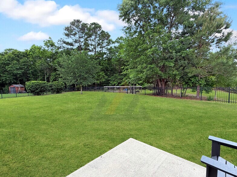 Building Photo - 115 Bridgeton Dr