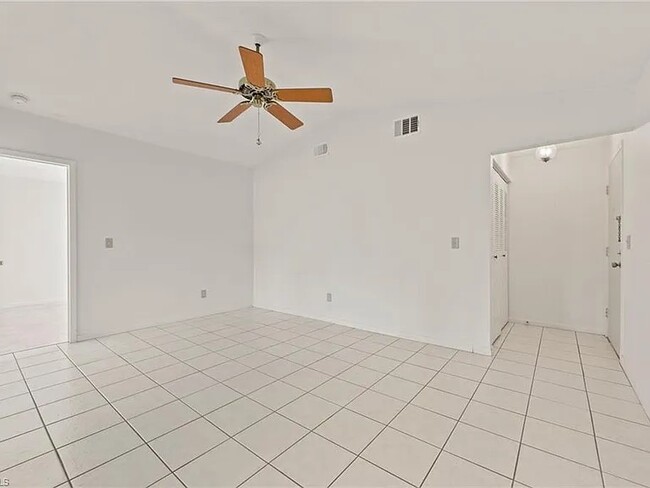 Building Photo - 10578 Quincy Ct