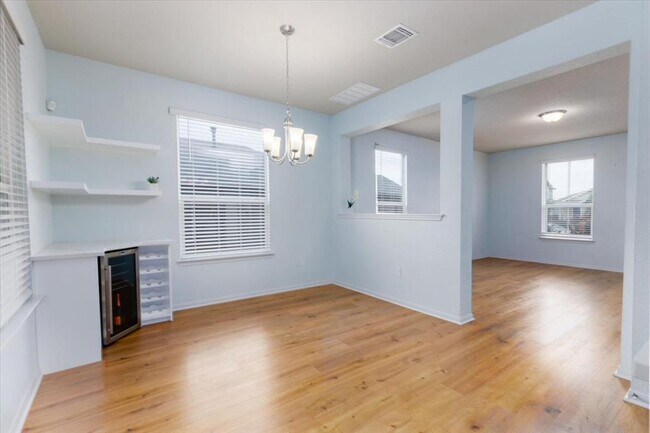 Building Photo - 2017 Arborside Dr