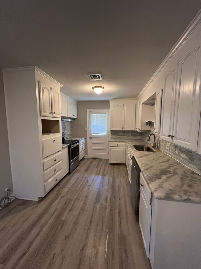 Building Photo - Bossier Beauty!