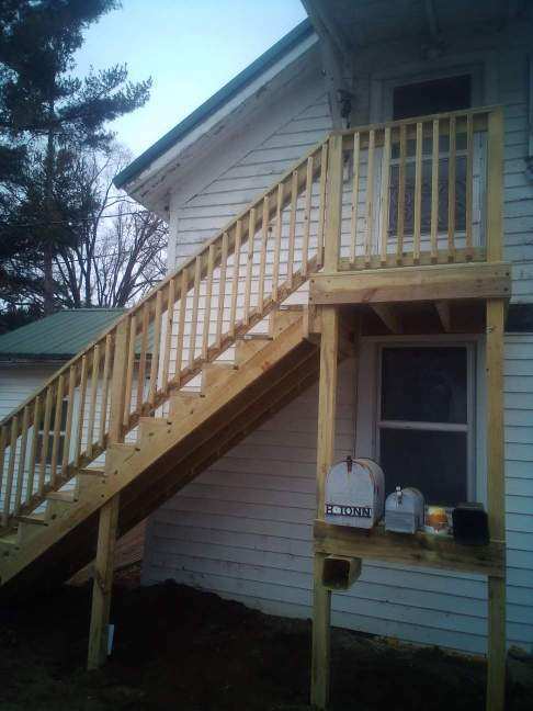 Building Photo - 123 8th St
