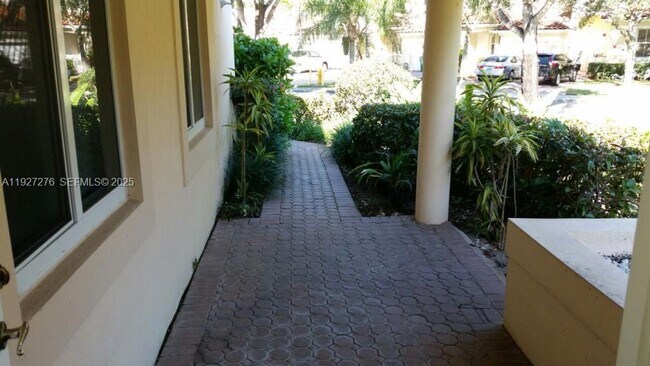 Building Photo - 10136 NW 43rd Terrace