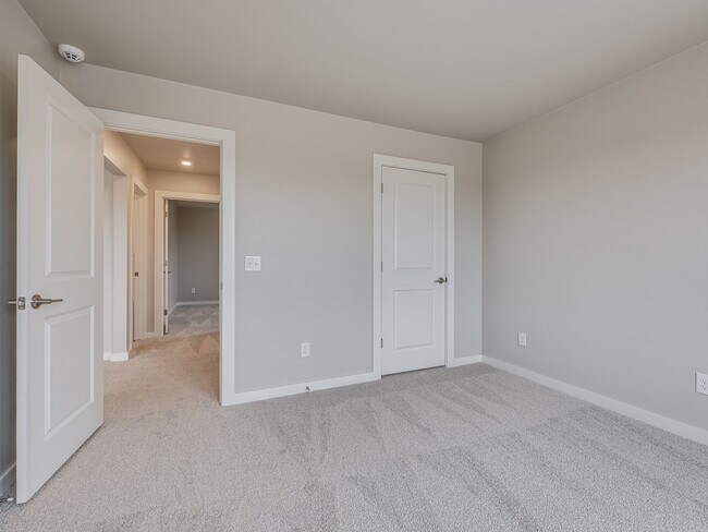 Building Photo - Beautiful home in Edmond