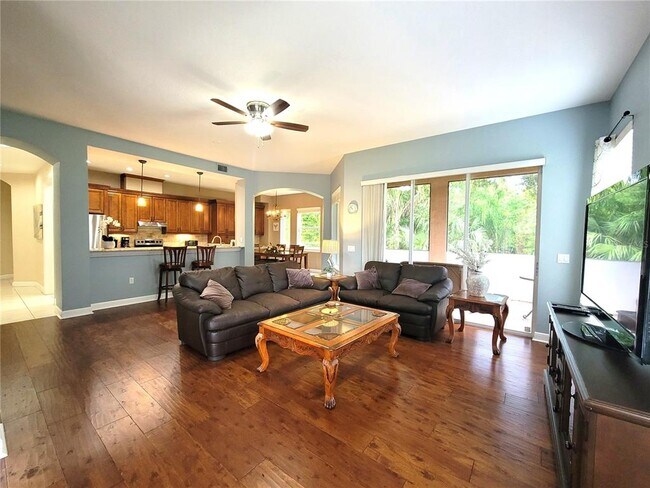 Building Photo - 5465 46th Ct W