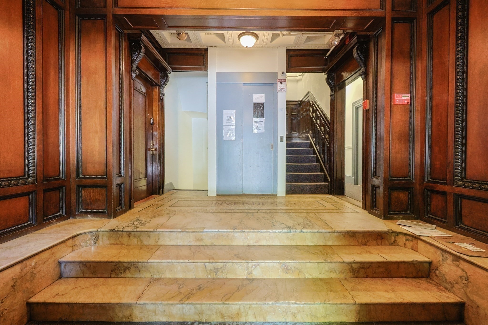 Building Photo - 857 Beacon St