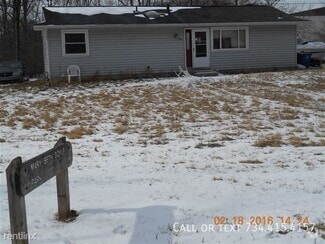 Building Photo - 3130 Woodmanor Ct