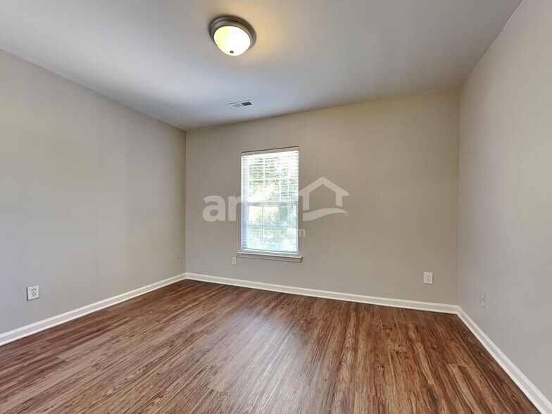 Building Photo - 3324 Glamorgan Ct