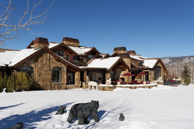 Building Photo - 220 Buttermilk Ln