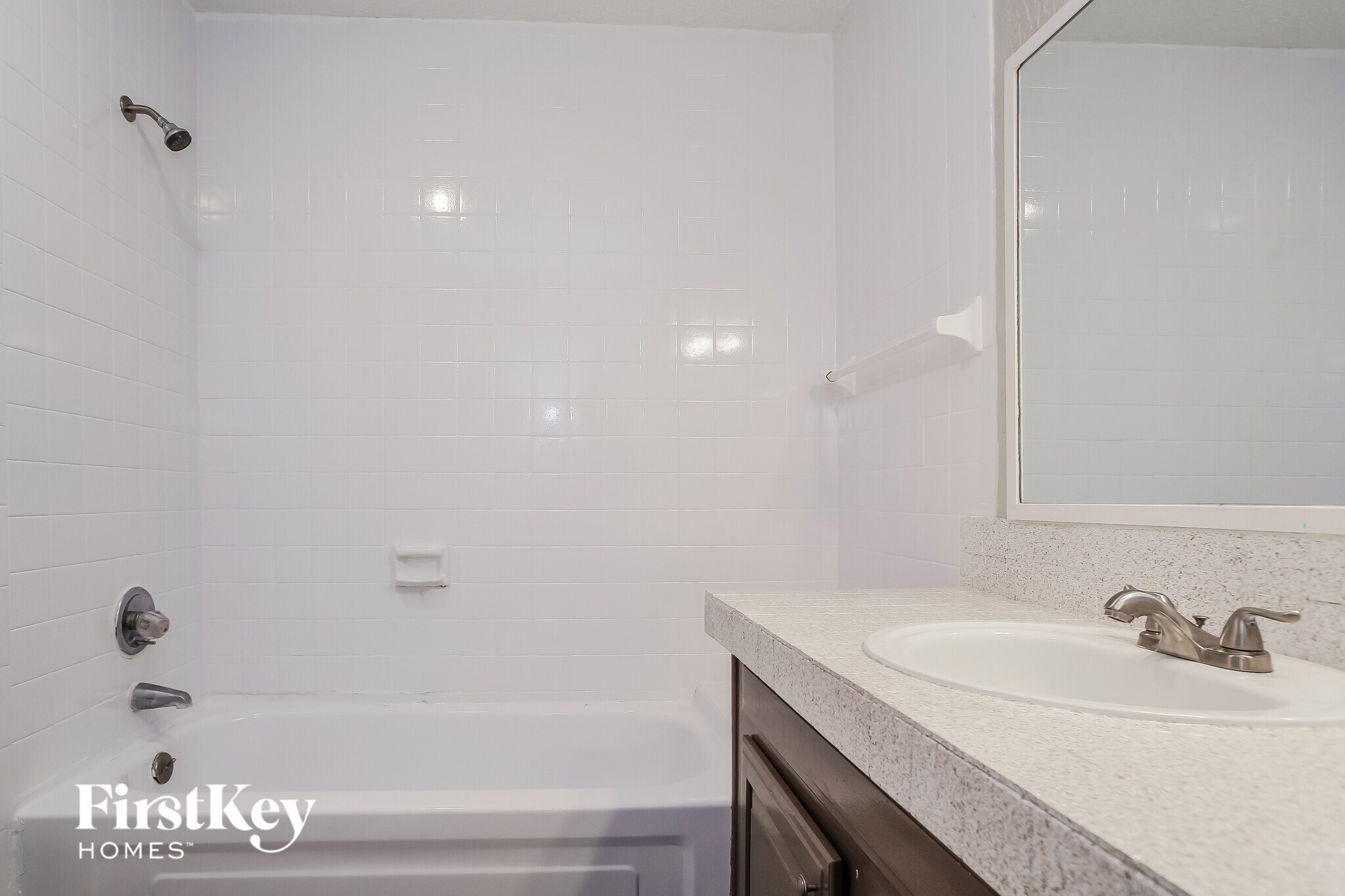 Building Photo - 17803 S Cypress Villas Dr