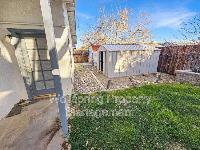 Building Photo - 821 Janelle Ct