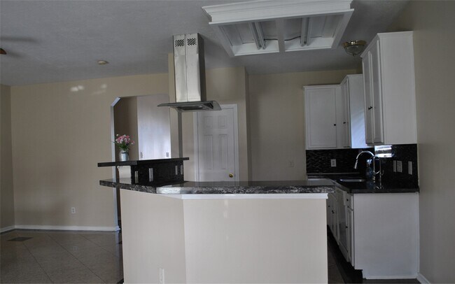 Building Photo - 3140 Markscott Dr