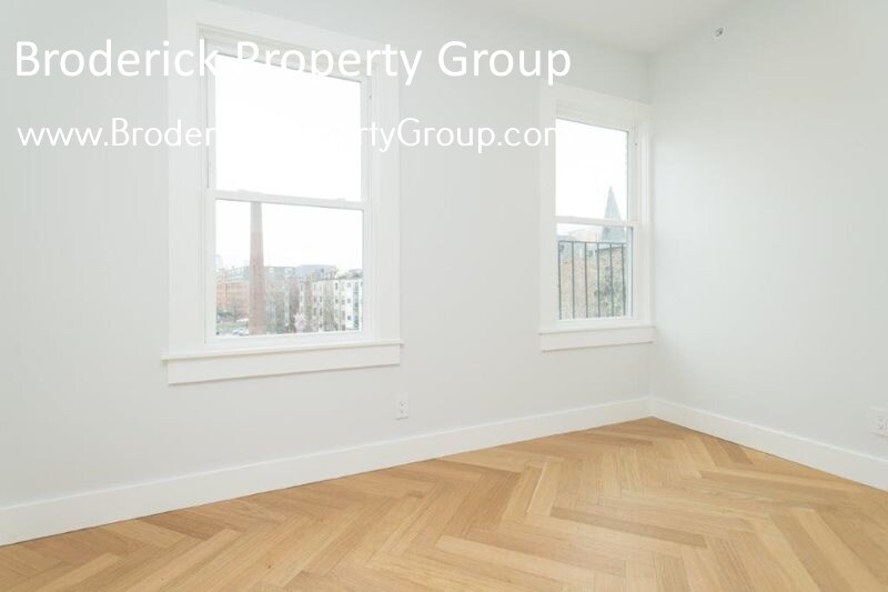 Building Photo - 457 Massachusetts Ave