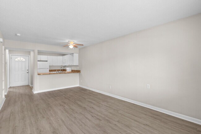 Building Photo - 3555 SC-544