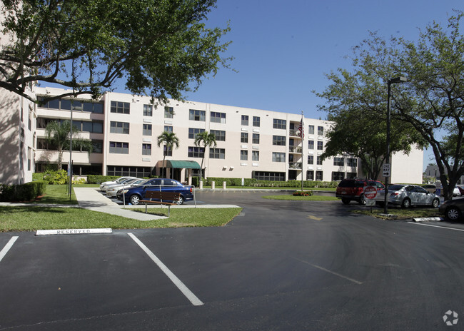 Building Photo - Federation Gardens