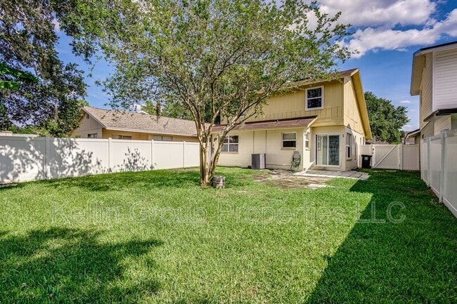 Building Photo - 1419 Persimmon Way