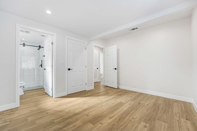 Building Photo - Prime Sylmar 2/2 brand new home