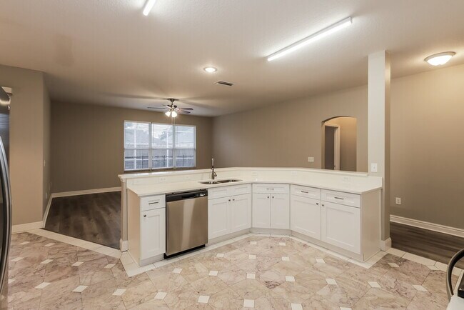 Building Photo - 907 Pyrite Ct