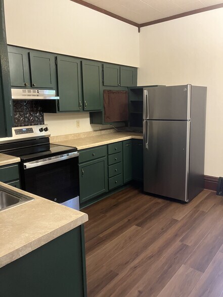 Kitchen - 901 N 14th St