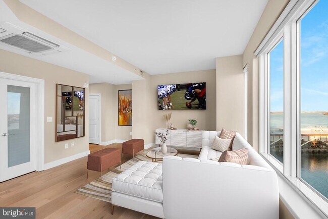 Building Photo - 235 N Christopher Columbus Blvd