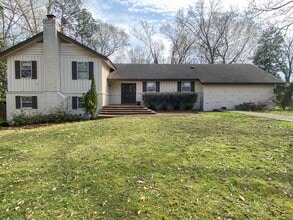 Building Photo - 5867 Brierdale Ave