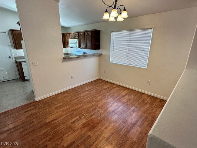 Building Photo - 5290 Panguitch Dr