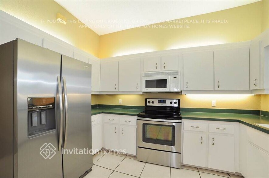 Building Photo - 8288 Short Way