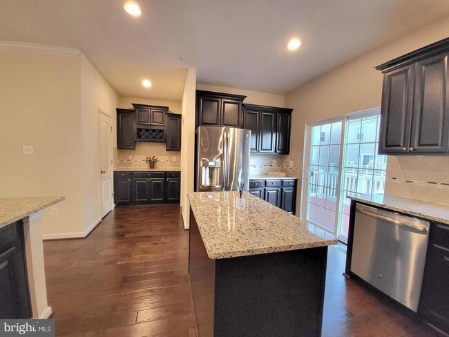 Building Photo - 7439 St Margarets Blvd