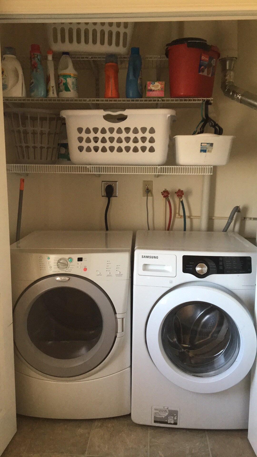 Building Photo - 208 N Cottonwood Ave