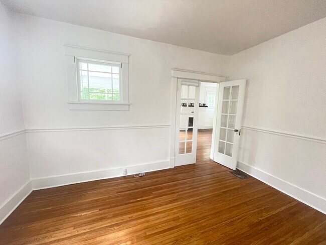 Building Photo - 1508 Clayton Ave