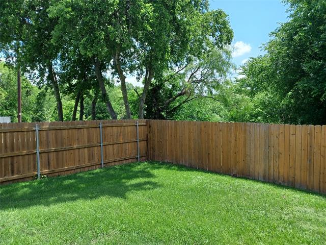 Building Photo - 664 Vickie St