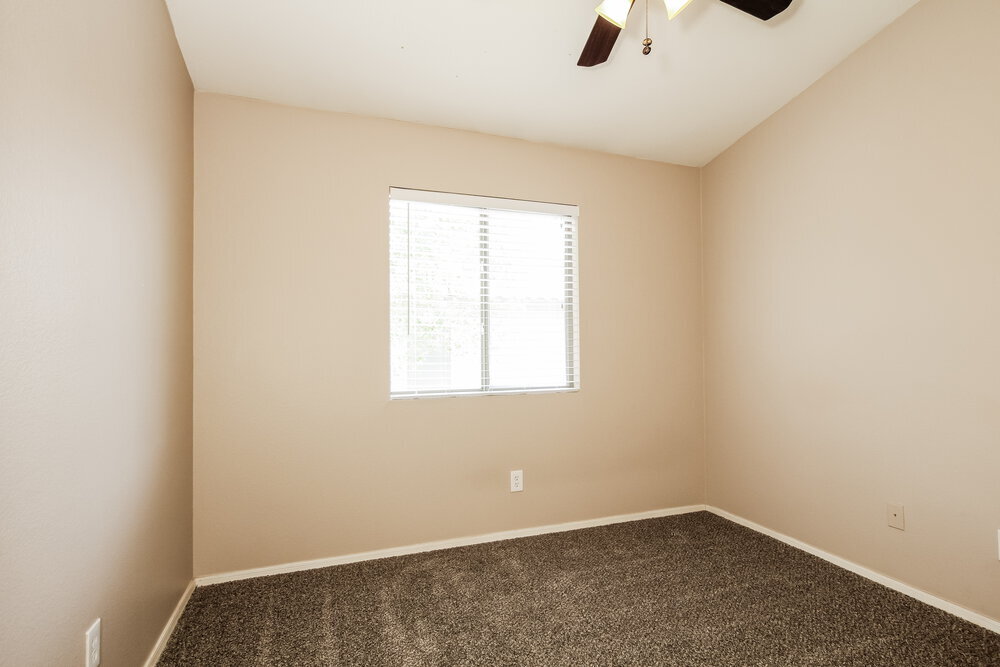 Building Photo - 13833 W Bola Dr