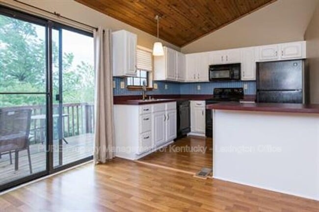 Building Photo - 2512 Knightsbridge Ln