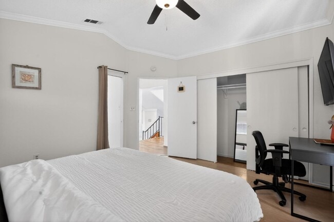 Building Photo - 4505 Gardenwood Ln