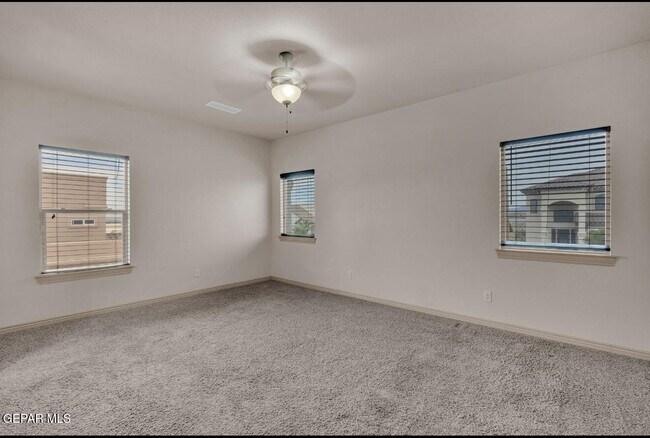 Building Photo - 11714 Dos Palmas Dr