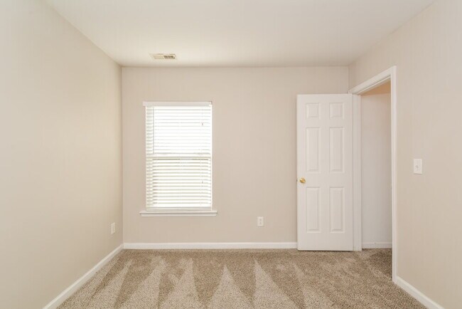 Building Photo - 3116 Mackinac Island Ln
