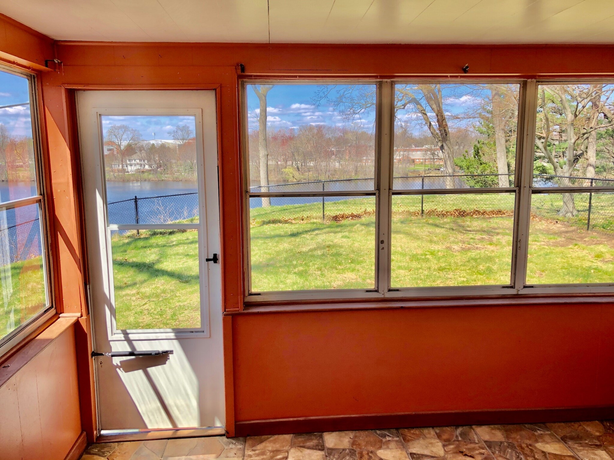 Building Photo - 252 Arcadia Blvd