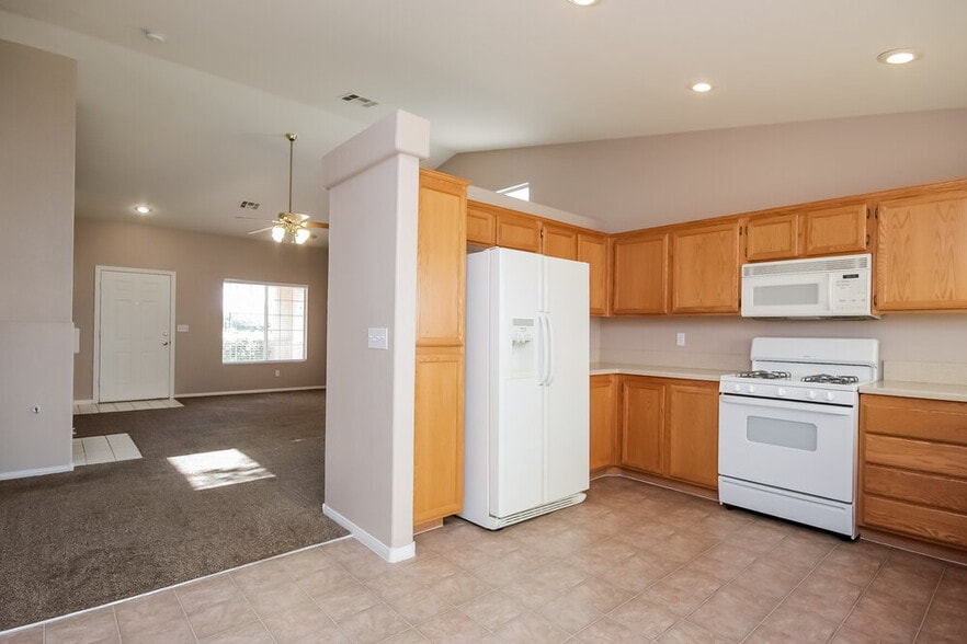 Building Photo - 115 Trout Creek Ct