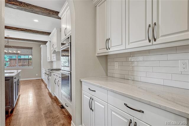 Building Photo - 9797 Sunset Hill Cir