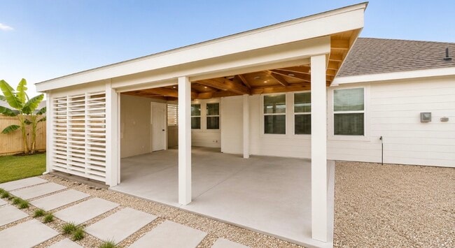 Building Photo - 4612 Spoon Bill Cv Dr