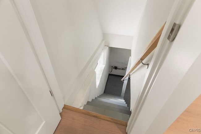 Building Photo - 48 North St