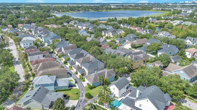 Building Photo - 1659 Hanks Ave