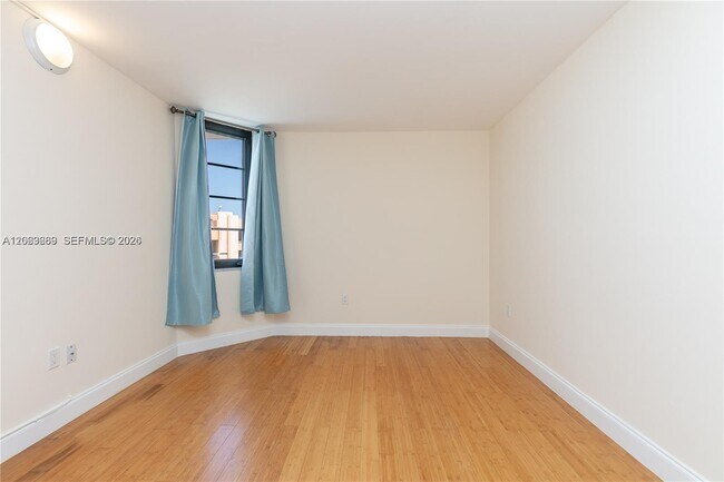 Building Photo - 8100 Byron Ave