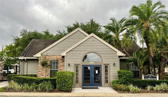 Building Photo - 2500 Winding Creek Blvd