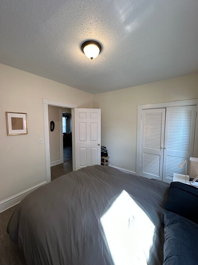 Building Photo - 117 Hanover St