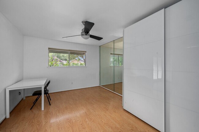 Building Photo - 3106 Salem Ct